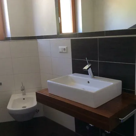 Haus Lauria Lägenhet *